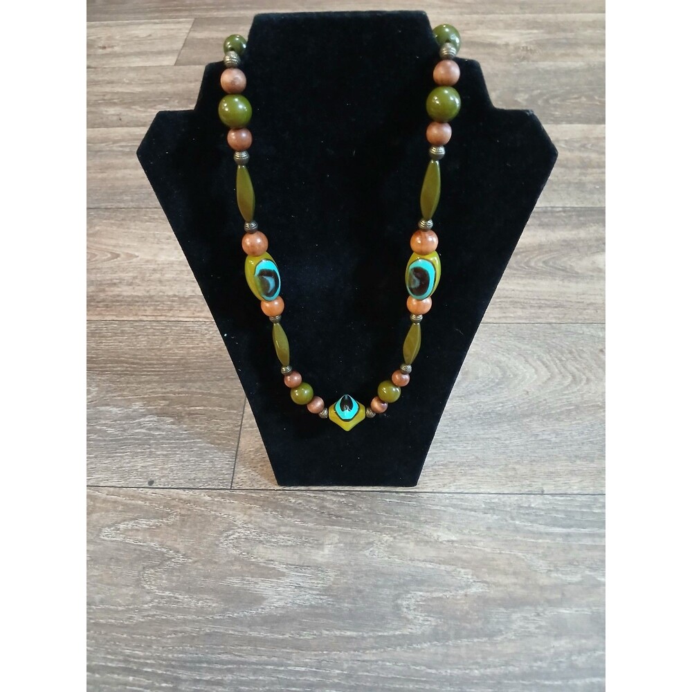 Necklace - Picture 4 of 4